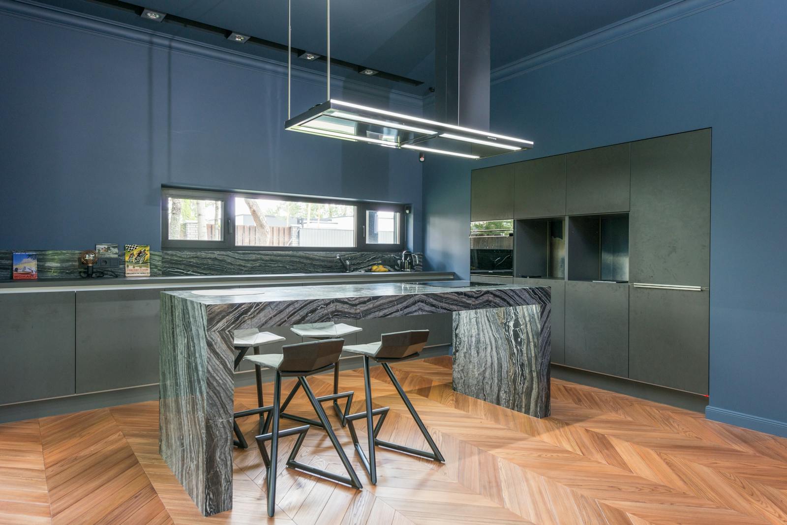 Waterfall Countertops: Cost, Best Materials & Whether It's Worth It (NJ Guide)