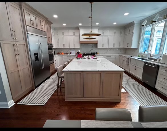 Hardwood Flooring Guide for NJ Kitchens: Oak, Maple, Hickory & More (2026)